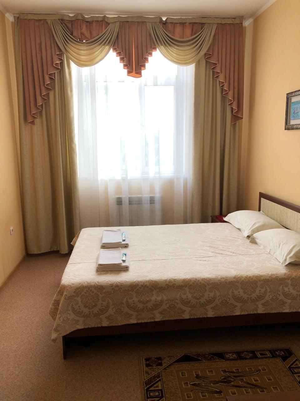 Mirage Hotel Kustanaj Zewnętrze zdjęcie
