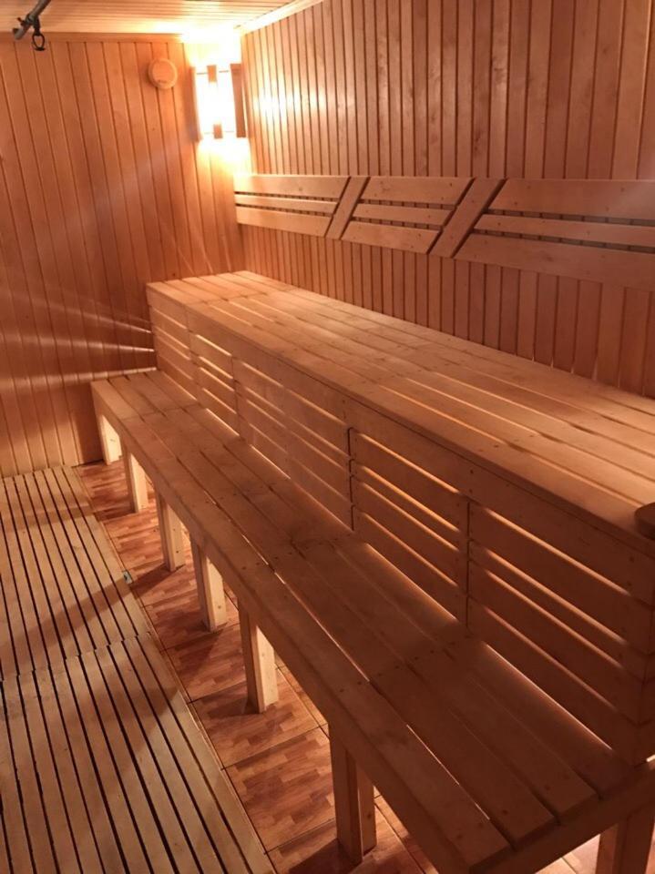 Mirage Hotel Kustanaj Zewnętrze zdjęcie